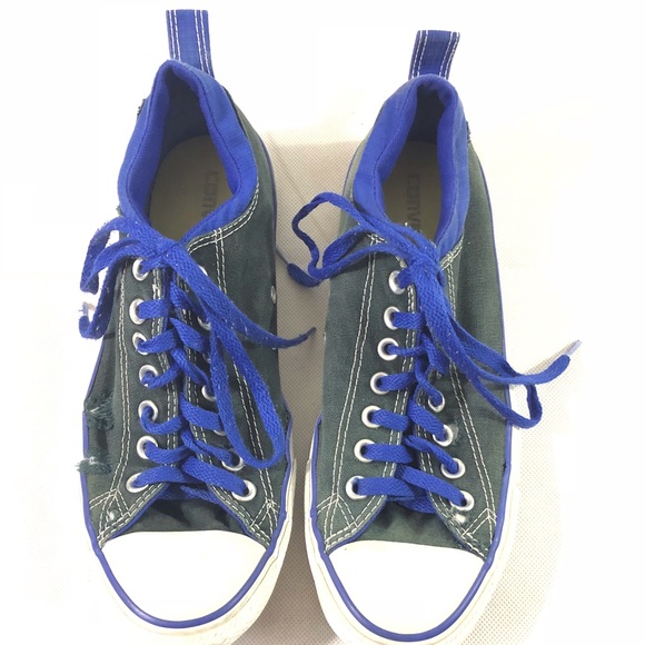 Converse Other - Converse grey and blue low top sneakers